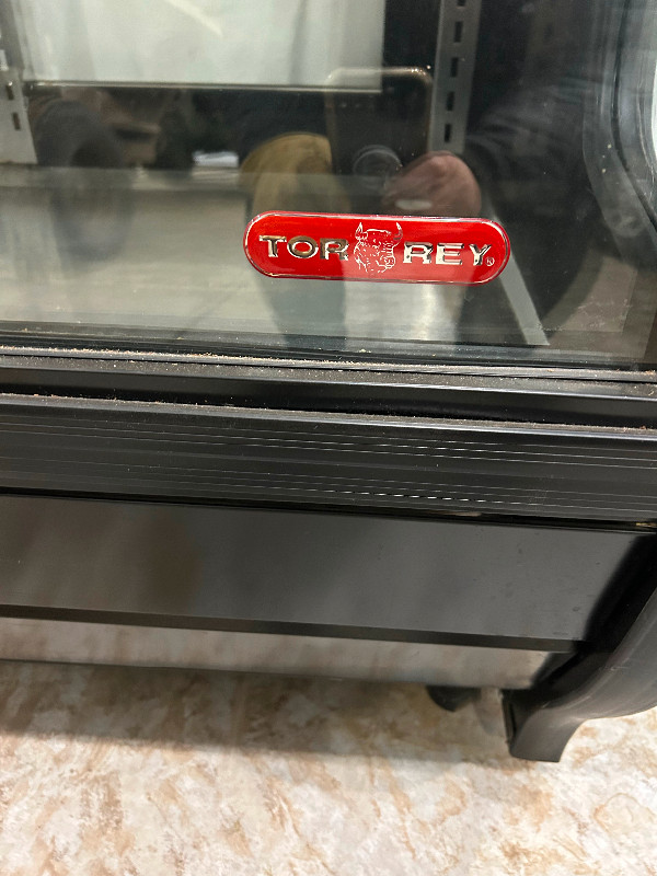 Tor-Rey Commercial Cooler in Industrial Kitchen Supplies in Edmonton - Image 2