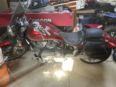 For sale 2005 victory Vegas approximately 27000