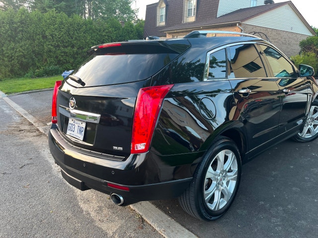 2015 Cadillac SRX Premium model — photo 3