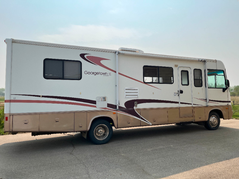 2004 Forest River SE Class A Motorhome RVs & Motorhomes