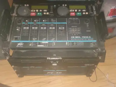 Peavey DJ Mixer Numark CD Player amp road case, View more