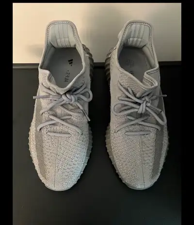 Yeezy Grey Men’s 10.5, View more