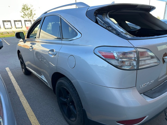 2010 LEXUS RX350 RUNS DRIVES EXCELLENT in Cars & Trucks in Markham / York Region - Image 4