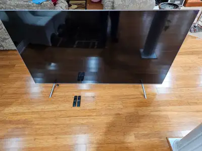 Samsung 75" 4K QLED TV (Q6FN), View more