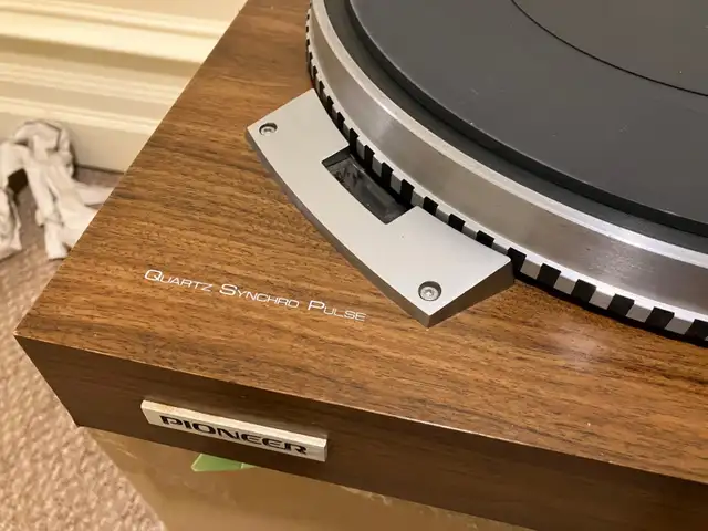 Pioneer PL-550 (XL-1550) direct drive quartz lock turntable in Stereo Systems & Home Theatre in Mississauga / Peel Region - Image 6