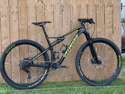 Specialized Epic FSR Comp Carbon World Cup 29 whhels, View more