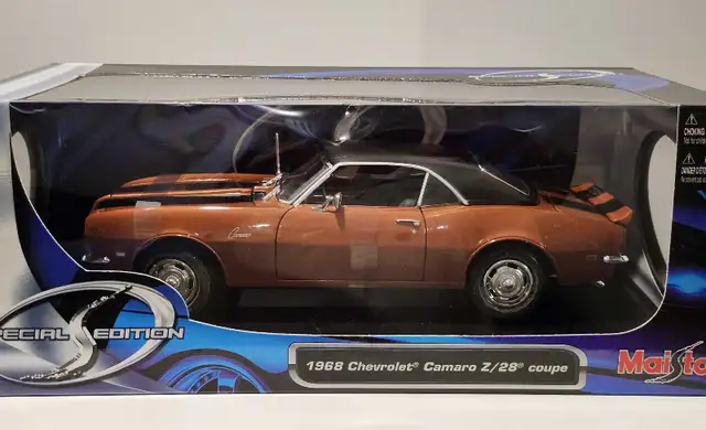 1968 Camaro Z/28 Coupe brown 1:18 diecast model  in Toys & Games in Edmonton - Image 9