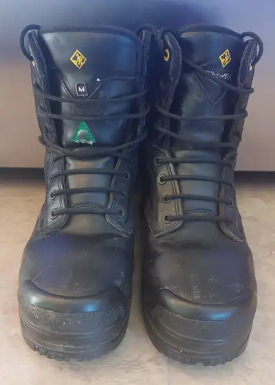 Bottes de travail de grandeur 8 de marque Terra à vendre!, View more