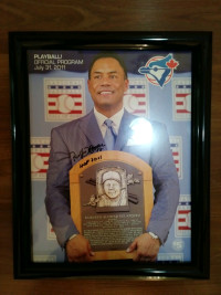 TORONTO BLUE JAYS ROBERTO ALOMAR AUTOGRAPHED PICTURE (2011)