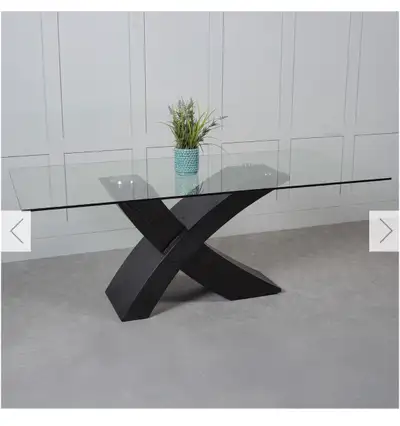 Table à manger /Dining Table, View more