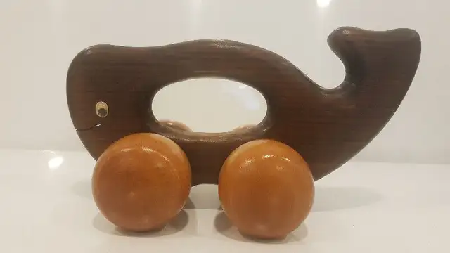9" vintage rolling wood wooden whale back massager / toy in Toys & Games in Markham / York Region - Image 2