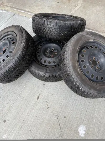 225 60 R18 75% tread remaining, it was measured