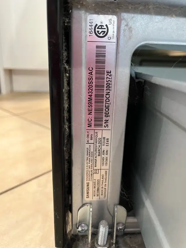 Range Stove for Sale in Stoves, Ovens & Ranges in Cole Harbour - Image 3