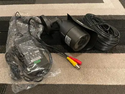 Never used brand new condition DVR Camera Comes with everything in the picture Super long cable / po...