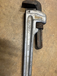 3 ft aluminum pipe wrench