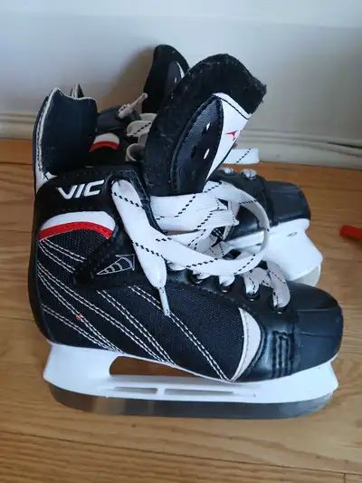 Vic Kids Hockey Skates, Excellent, Size 13, View more