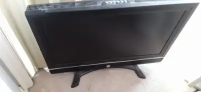 32" Viewsonic N3251 Lcd tv for repair or parts, View more
