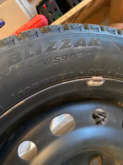 205/55R16 Comes all 4 of them great condition