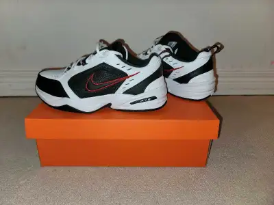 Nike Air Monarch IV, View more