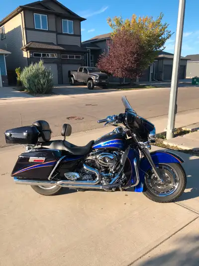 Screamin Eagle Electra Glide 124" S&S Brand new Thundermax tuner Great bike, just don't ride it enou...