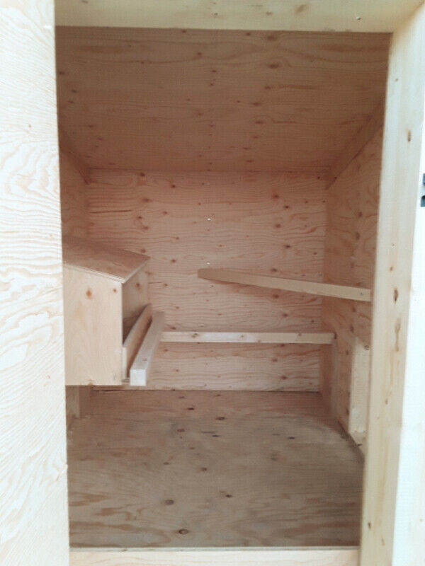 10''x5' Heavy Duty Chicken Coops! Livestock Lethbridge Kijiji