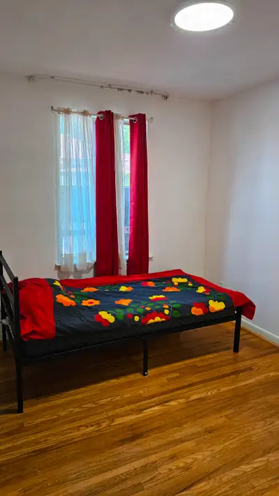 Private Room For Rent { Main Floor}