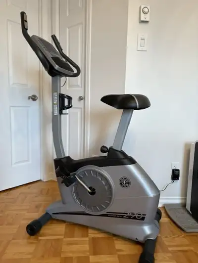 Vélo d'exercice GOLD' S GYM comme neuf, View more