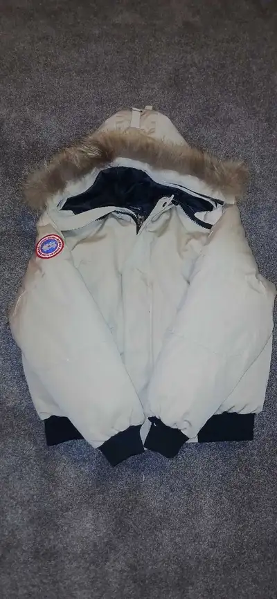 Canada Goose, View more