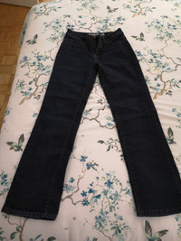 Santana Jeans | Women's Denim Capris | Black | Size 10