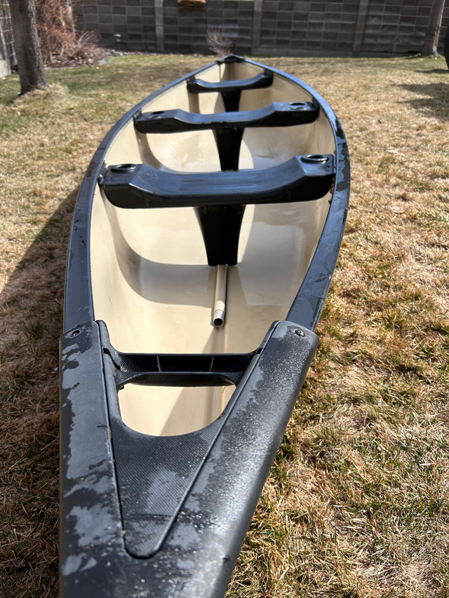 PELICAN 3 PERSON CANOE in Fishing, Camping & Outdoors in Medicine Hat - Image 3
