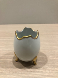 Vintage Limoges France Porcelain Decorative Small Egg Vase
