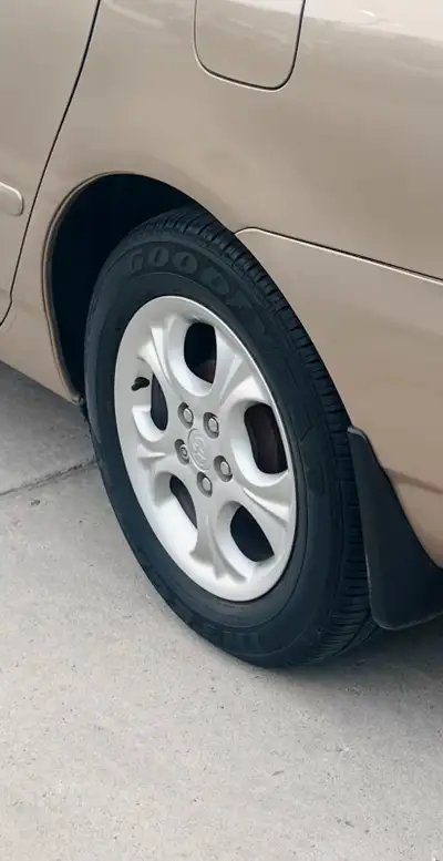 No Rims, Only Tires All Season Tires 195/65/15 2 Goodyear and 2 Michelin Tires are 7/32 thread Pick...