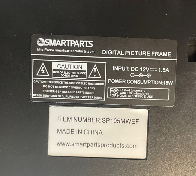 smartparts 10" digital photo frame sp105MWEF in General Electronics in Dartmouth - Image 4