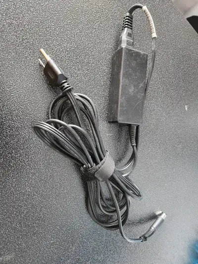 Adaptateur pour ordinateur portable, View more