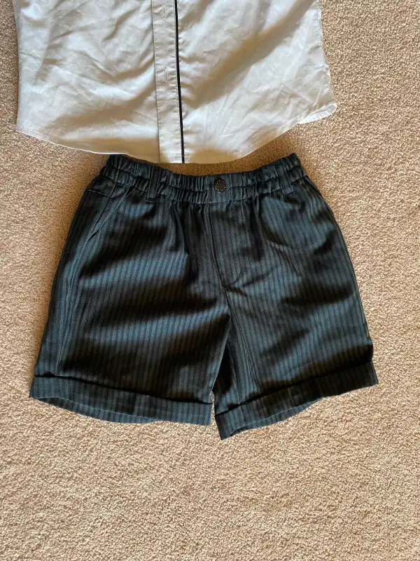 Selling top and bottom set  - 4-6T in Clothing - 4T in St. Albert - Image 6