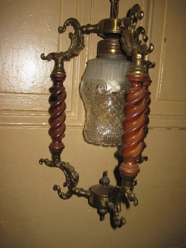 Antique Copper Bronze Trilight Lamp, Vintage Hanging Brass Lamps in Arts & Collectibles in Oakville / Halton Region - Image 6