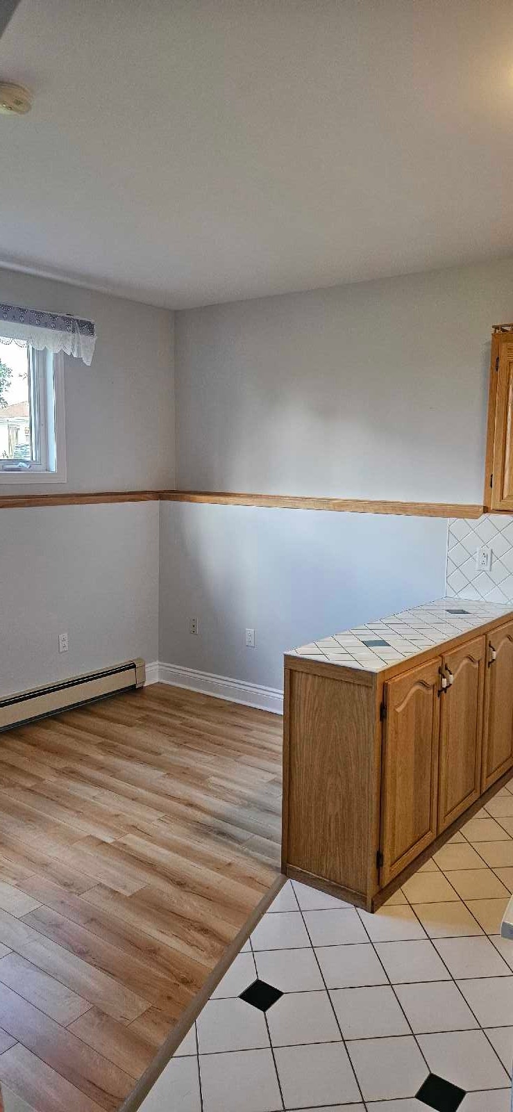 2 BEDROOM APT. WHITNEY  PIER 5