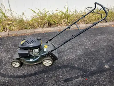SELF PROPELLED LAWN MOWER ( RUNS PERFECTLY ), View more