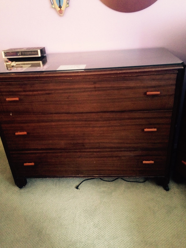 Vintage solid Oak Dressers  in Dressers & Wardrobes in Ottawa - Image 2