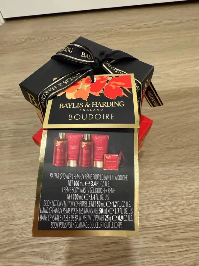 Baylis & Harding Boudoire Gift Set63295969548033121