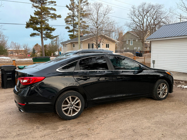 2017 Hyundai Sonata GL 4DR – Excellent Condition – 250,000 km in Cars & Trucks in Barrie - Image 2
