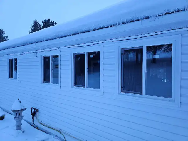 Custom Size Vinyl Windows- Short Lead Times in Windows, Doors & Trim in Kitchener / Waterloo - Image 8