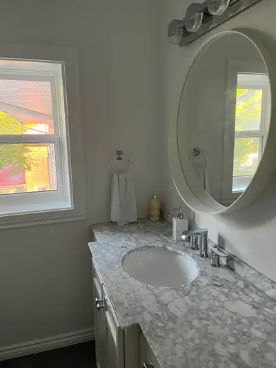 1 block from Tim Hortons. 2 blocks from the beach. 1 block from the legion and downtown available ti...