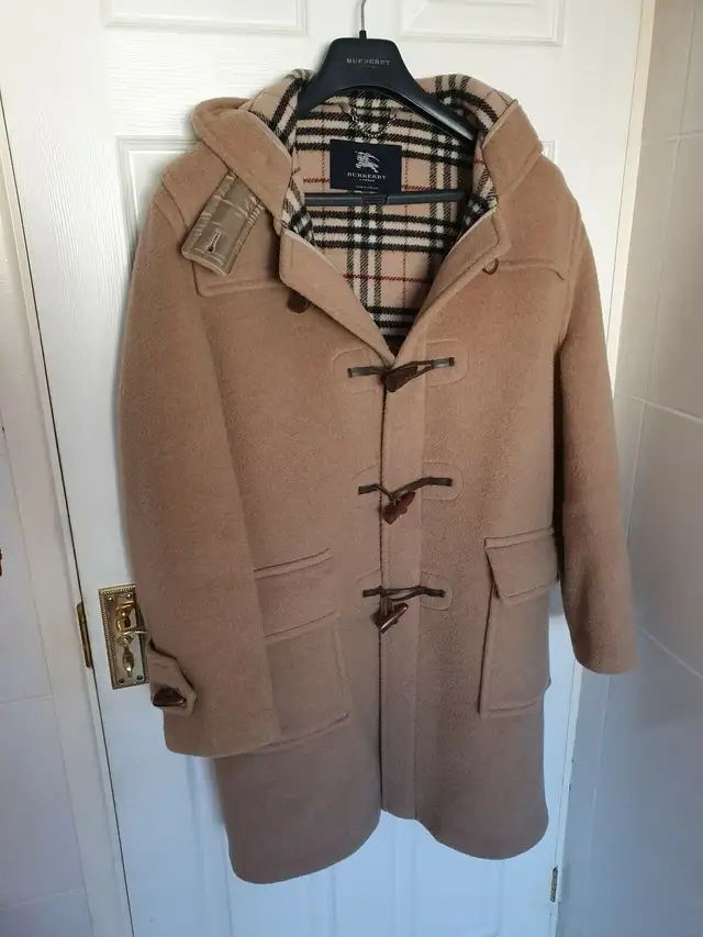 Burberry Wool Duffle Coat Winter Jacket in Men's in City of Toronto - Image 3