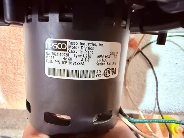 Fasco 7021-10928 Furnace Draft Inducer Motor. in Heating, Cooling & Air in Markham / York Region - Image 4