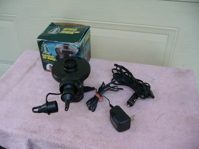 Rechargeable Air Pump (Wood) with Electric/Battery Power and Accessories.