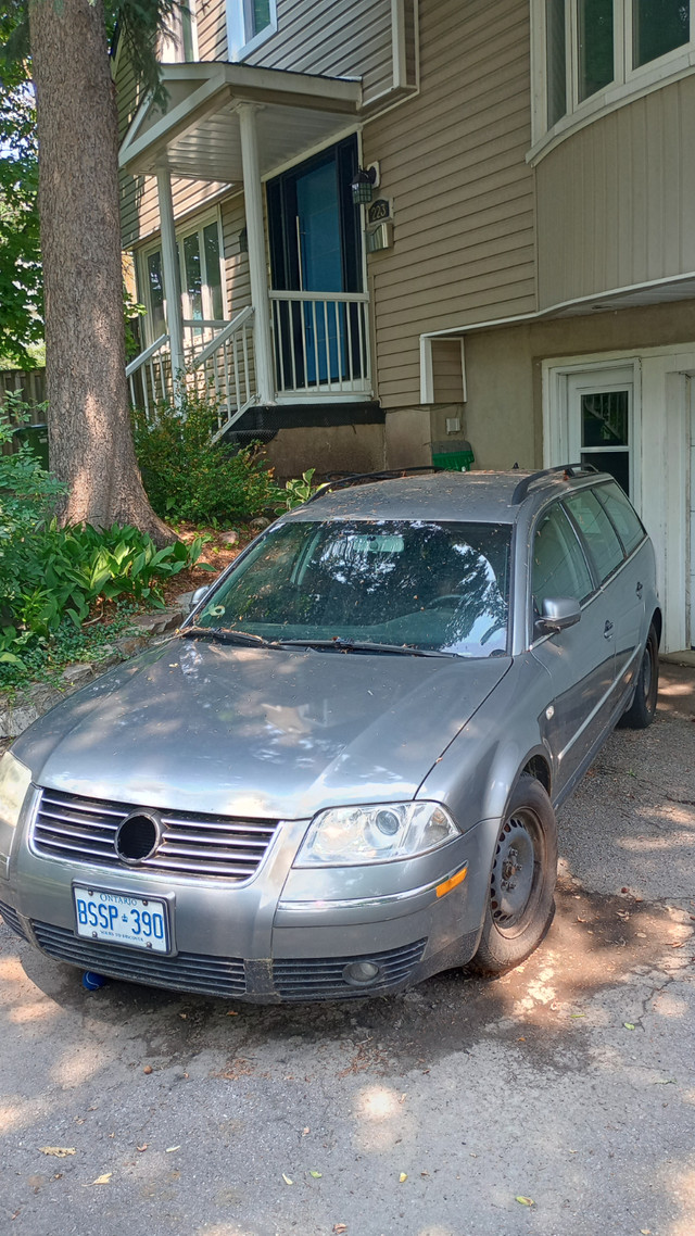 2004 VW Passat station wagon for sale in Cars & Trucks in Ottawa - Image 3