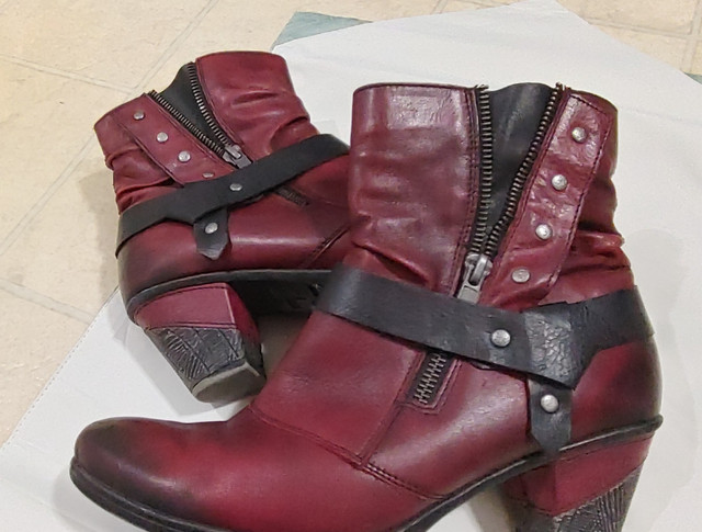 Reduced Price!!  Ladies Designer ankle boots in Women's - Shoes in Edmonton