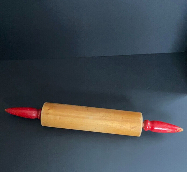 Wooden Rolling Pin Kitchenware Kitchen Gadget Tool Vintage in Arts & Collectibles in Sudbury