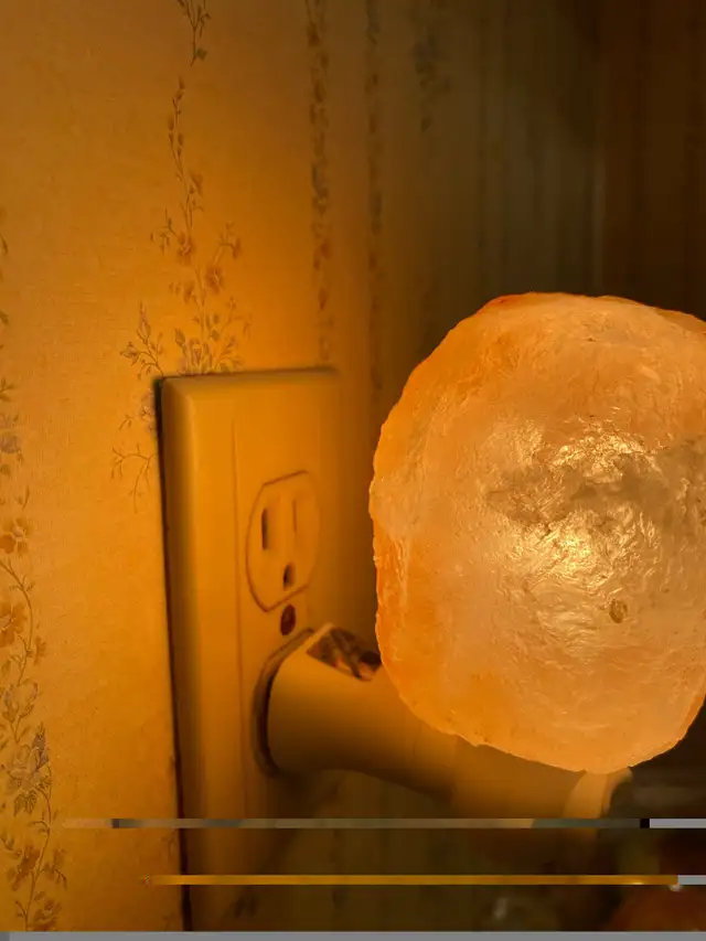 Cute Himalayan Salt Lamp  Crystal Night Light Plugin in Indoor Lighting & Fans in City of Toronto - Image 3
